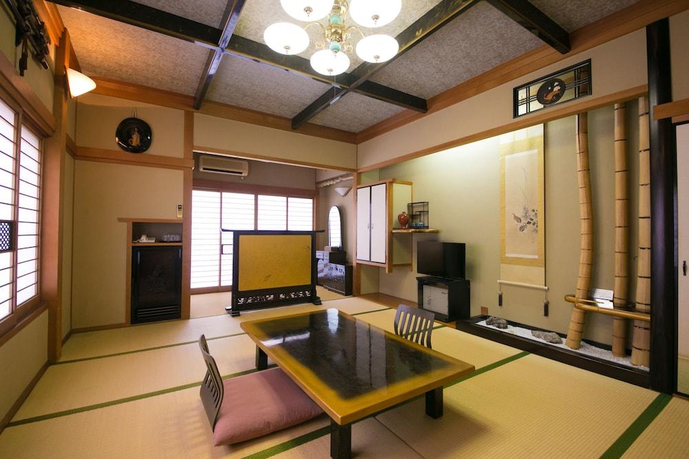 Hotel Housenkaku Beppu Exteriér fotografie