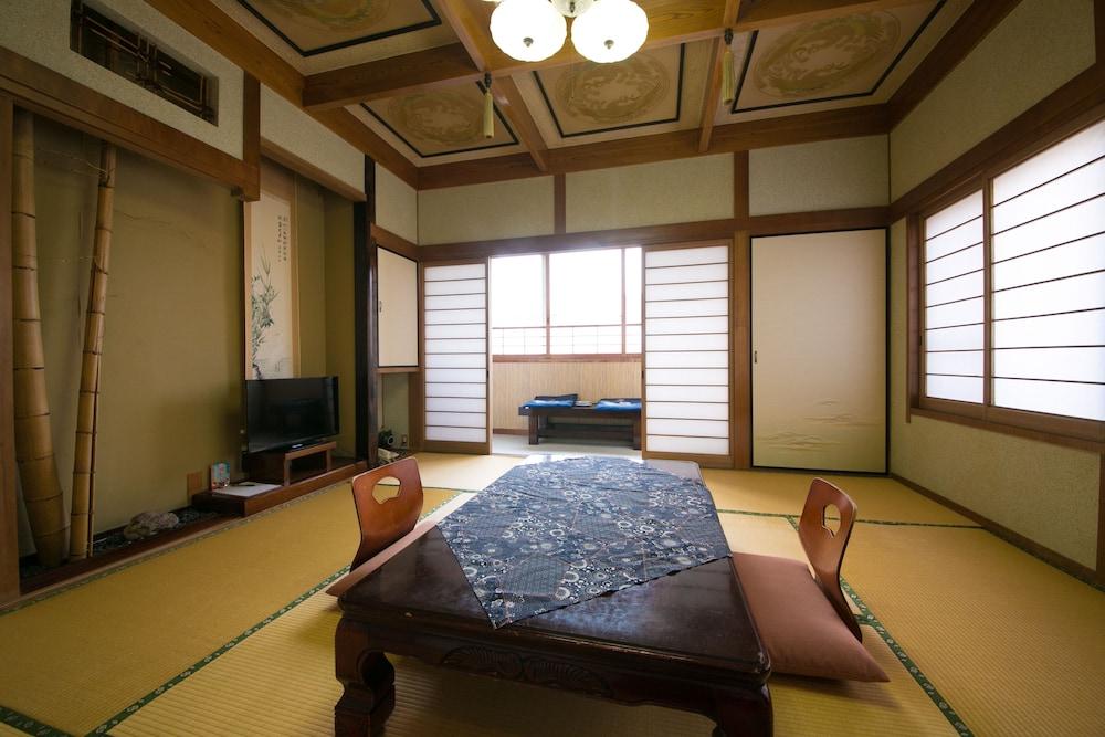 Hotel Housenkaku Beppu Exteriér fotografie